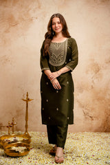 Women’s Chanderi Viscose Zari Work Kurti Pant Set with Chinon Dupatta