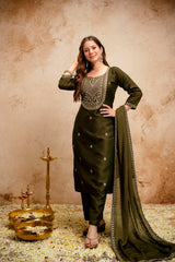 Women’s Chanderi Viscose Zari Work Kurti Pant Set with Chinon Dupatta