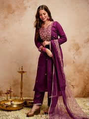 Amorina Women’s Embroidered Chanderi Silk Kurta Set with Organza Dupatta