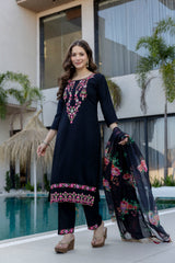 Women’s Yellow Embroidered D Chinon Kurti Pant Dupatta Set with Printed Tebby Silk Dupatta