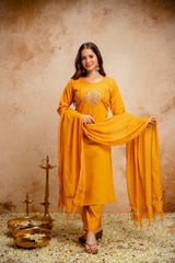 Women’s Embroidered Chanderi Kurta Pant Set with Bhagalpuri Dupatta