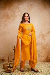 Women’s Embroidered Chanderi Kurta Pant Set with Bhagalpuri Dupatta