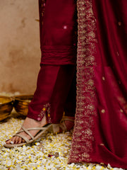 Women’s Maroon Vichitra Silk Embroidered Kurta Pant Set with Dupatta