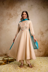 Women’s Chanderi Embroidered Kurta Pant Set with Chinon Dupatta