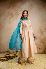 Women’s Chanderi Embroidered Kurta Pant Set with Chinon Dupatta