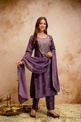 Women’s Chanderi Viscose Zari Work Kurti Pant Set with Chinon Dupatta