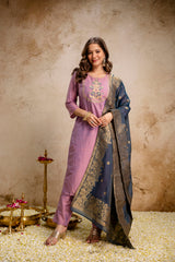 Women’s Embroidered Vatican Kurta Pant Set with Jacquard Golden Zari Dupatta